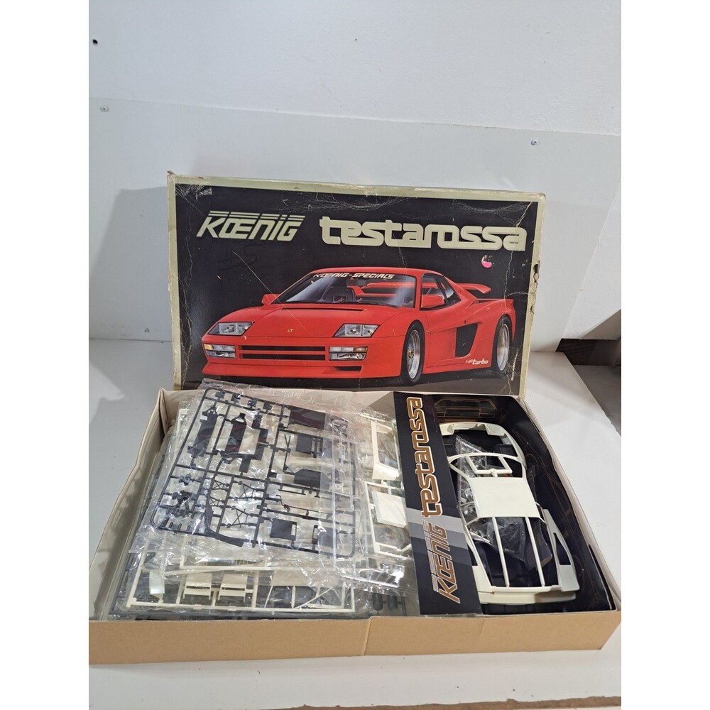NOB Fujimi RC-105 1:16 Scale Koenig Specials Ferrari Testarossa Model Kit